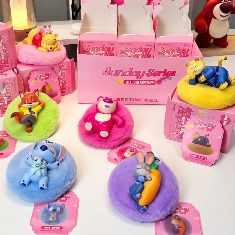 

100% серия Disney Sunday, стежка, клубничный медведь, кукла, модная игрушка, фигурка, украшения, сумка для ароматерапии, магнит на холодильник, слепая коробка