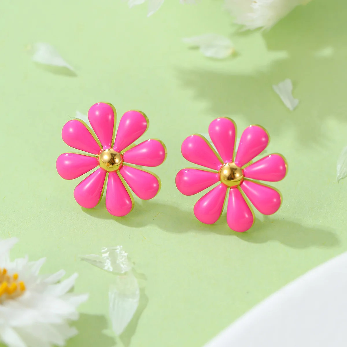 Daisy Earrings Small Fresh White Daisy Flower Ear Nail Sunflower Earring Korean Cute Women Girls Jewelry Brincos Wholesale