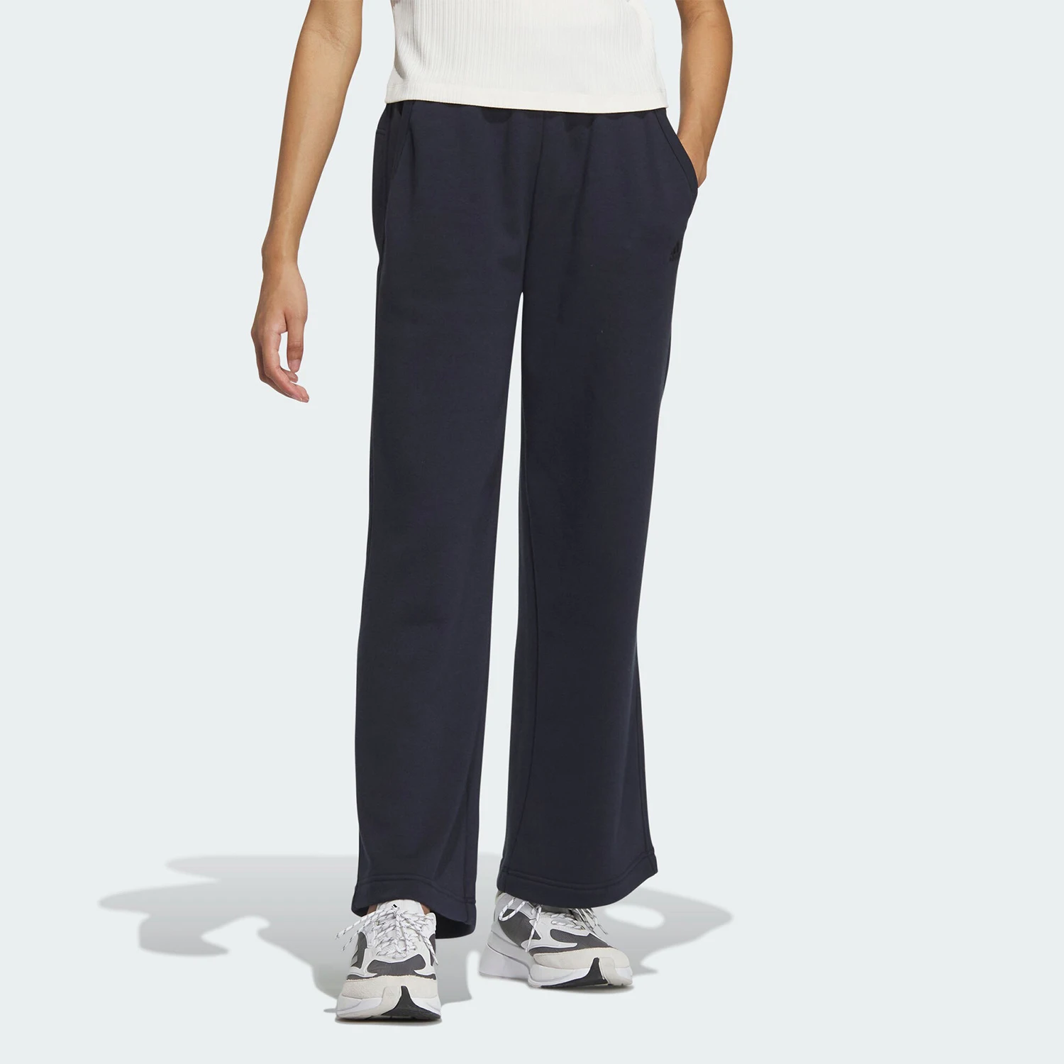 

Adidas genuine Winter New Women's Loose Wide-leg Casual Pants IZ4563