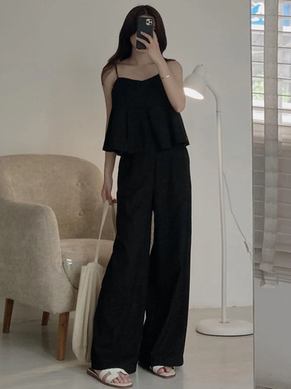 

Spring 2025 Simple Square Collar Color Strap Vest High Waist Versatile Wide Leg Casual Pants Set Fashionable Two Piece Set