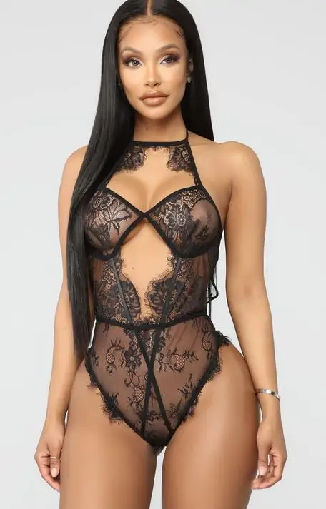 

New sexy and tight fitting lace set from Europe and America, new hollow out and fun lingerie