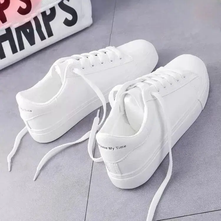 Women's Casual Sneakers 2025 New Autumn Versatile Student Shoes Leisure Sports Footwear Spring Autumn Trendy Flat Board Shoes
