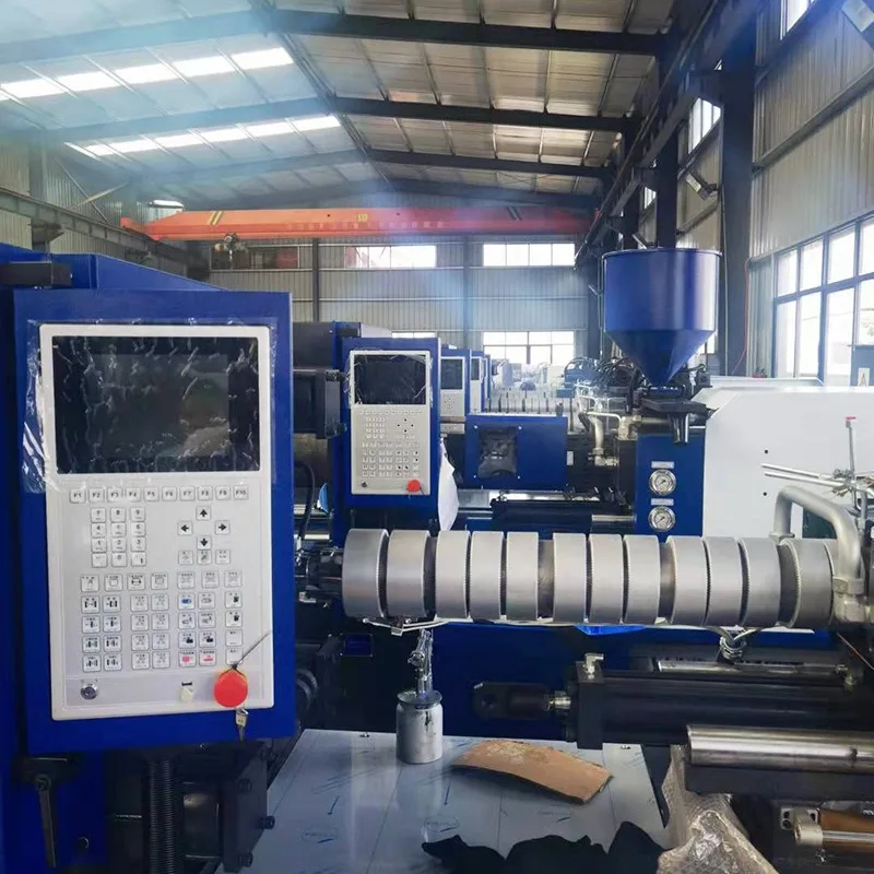Injection molding machine, ballpoint pen shell, wet tissue box, toothpick box, automatic servo injection molding machine