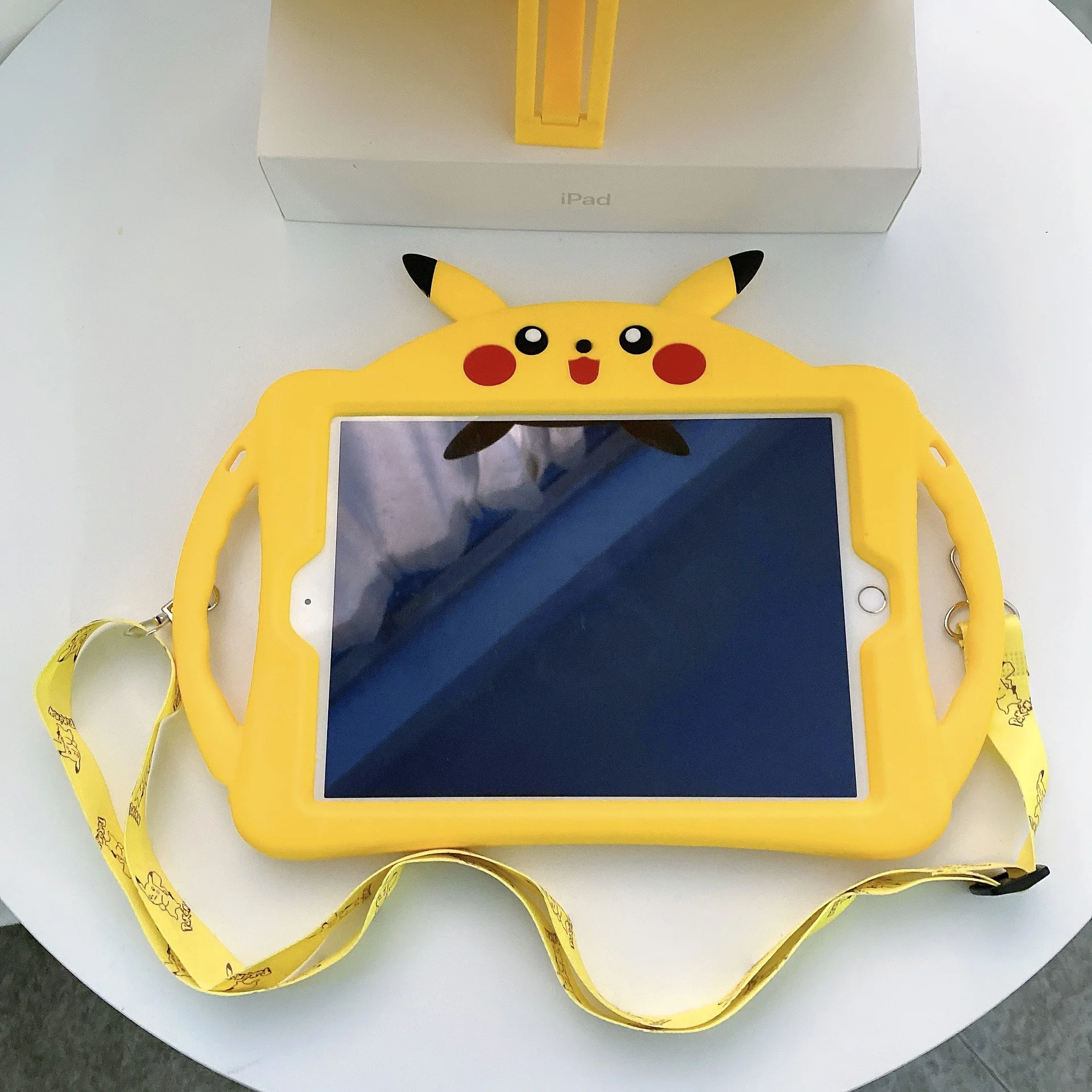 

2024 Чехол для Ipad Pikachu для стола 2021 9th 10.2 для чехла 10th 10.9 Чехол для 9.7 2017 2018 IPad Air1 9.7 Мягкий резиновый чехол для Ipad