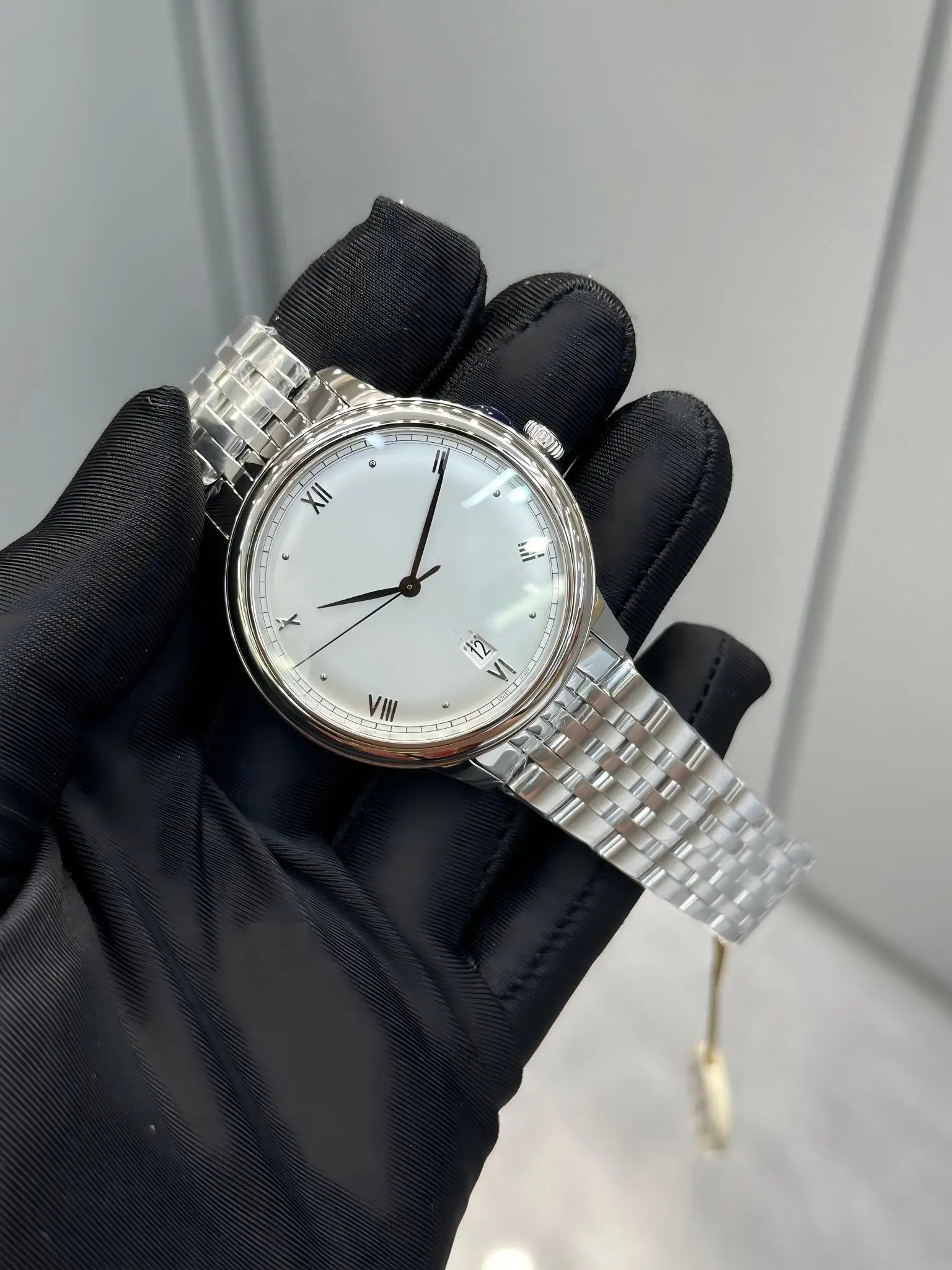 Trendy Designer Style Men Watch Women Watch Big Dial Quartz Wrist Watch Vintage Temperament Metal Bracelet Waterproof Casual Business Wristwatch Couple Gift for Friend Family