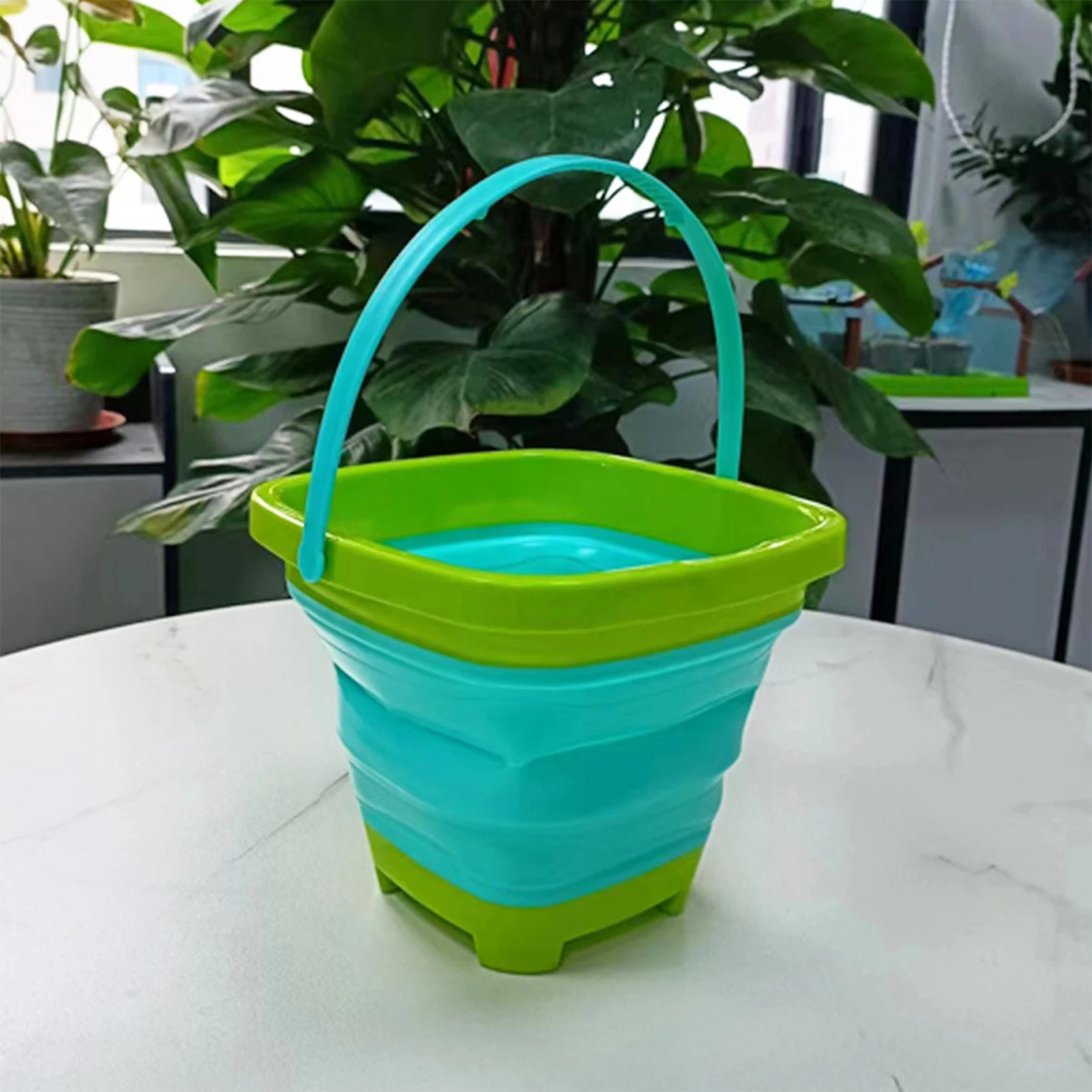 Kids Folding Silicone Bucket Beach Toys Multifunctional Digging Sand Bucket Toys for Baby Outdoor Beach Park Toys