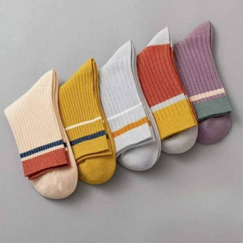 

1/5 Pairs Color Blocking Design Casual Comfortable Women's Mid Tube Socks new Spring Autumn Fashion Versatile Women's Socks