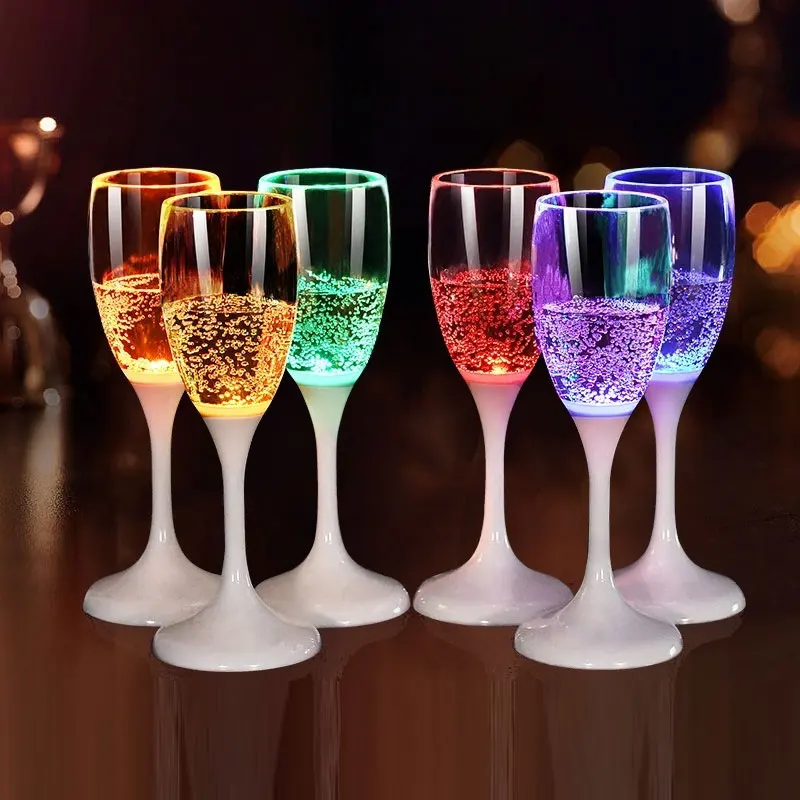 

Светодиодная светящаяся чашка, чашка для шампанского, пищевой уникальный креативный светящийся кубок, новогодняя свадебная вечеринка, светящийся бокал для вина