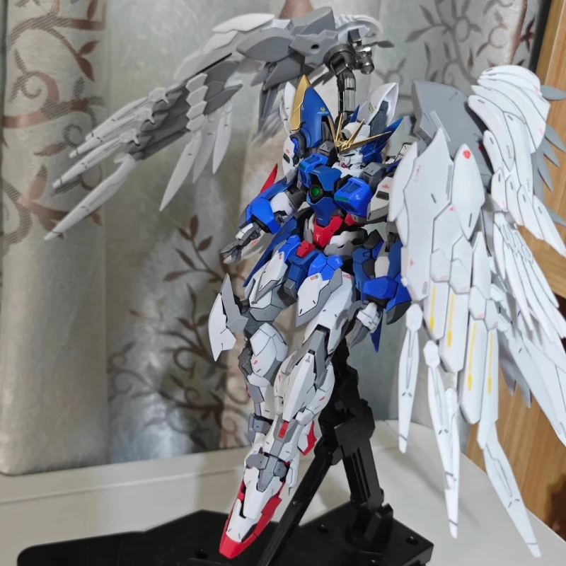 

Новый Daban 8820 Wing Zero Gundan, комплект экшн-фигурки, масштаб 1/100, пластиковая модель, игрушки, украшение для рабочего стола, подарок-сюрприз для мальчика