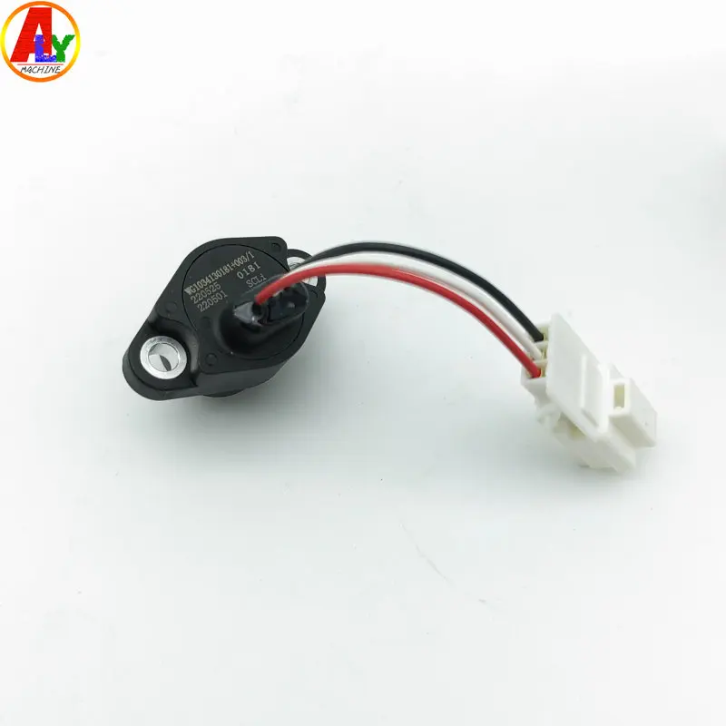 

ALYTEST Urea Pump Accumulator Pressure Sensor For Sinotruk Howo Spare Parts WG1034130181+003