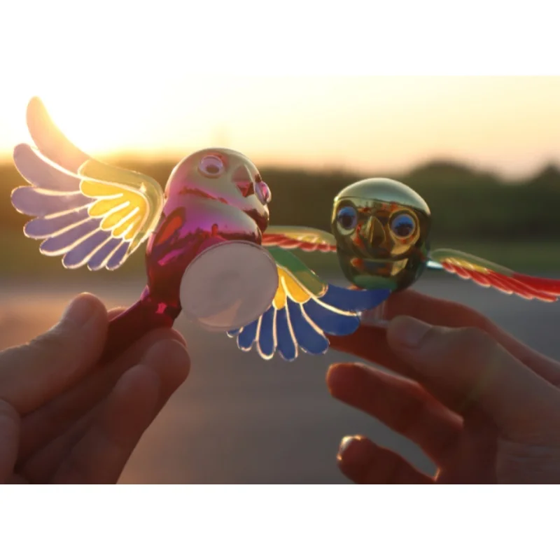 1PC Simulated Bird Flying Car Rearview Mirror Ornament Wind Rotation Exterior Creative Toys Cute Paste-on Flying Bird with Wings