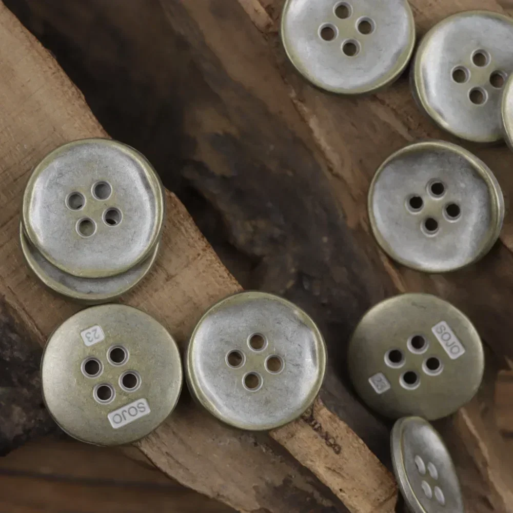 10pcs Fashionable Metal Buttons 11/15/20mm Round 4-hole Buttons Antique Metal Color Button Clothing Accessories