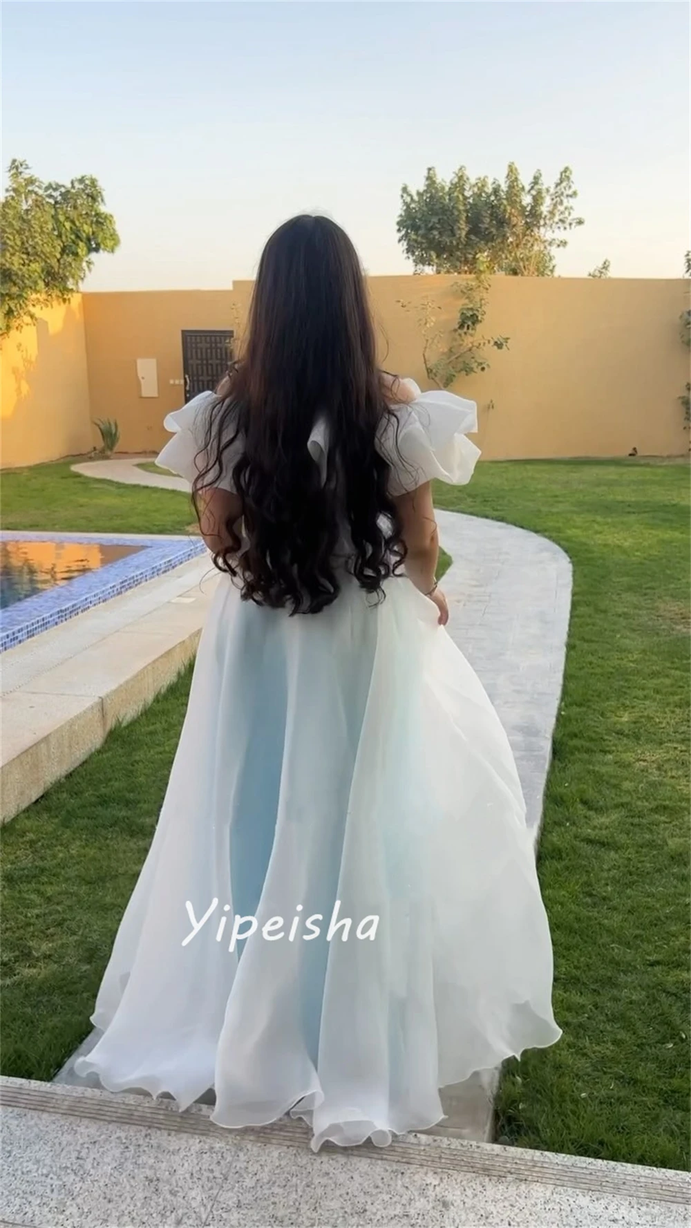 Personalizado simples casual fora do ombro vestido de baile drapeado até o chão organza vestidos de ocasião sob medida noite