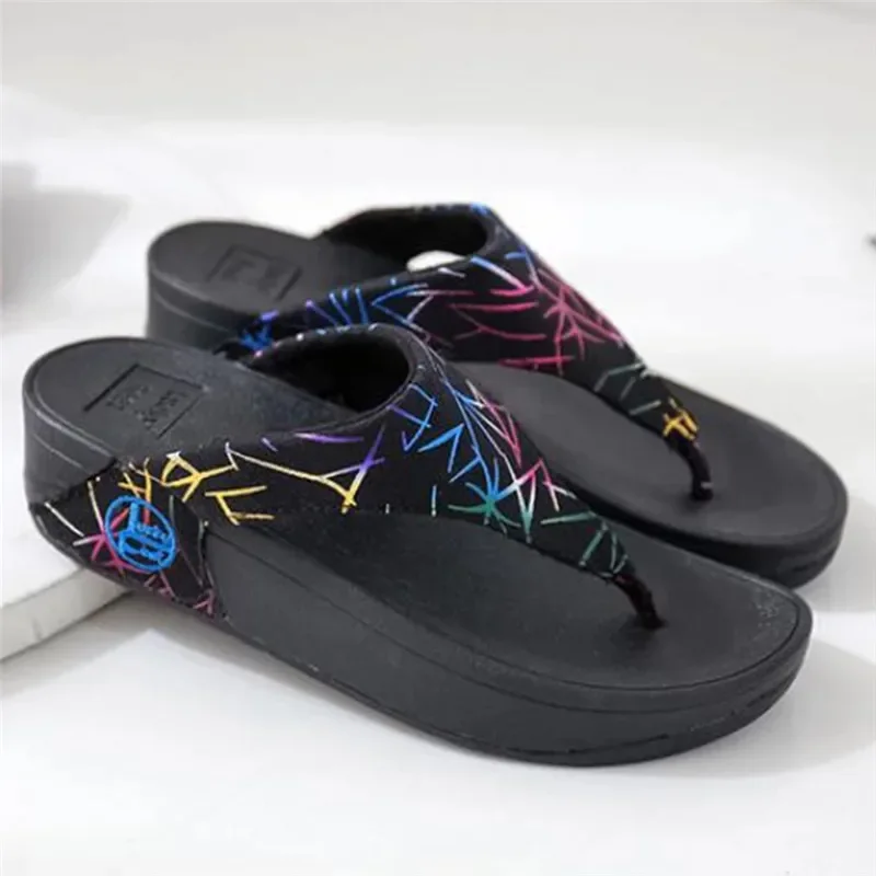 BEYARNE New Summer shoes Women Flip flops Fashion Platform wedges Beach Slippers Leisure Outdoor women Slippers zapatillas mujer