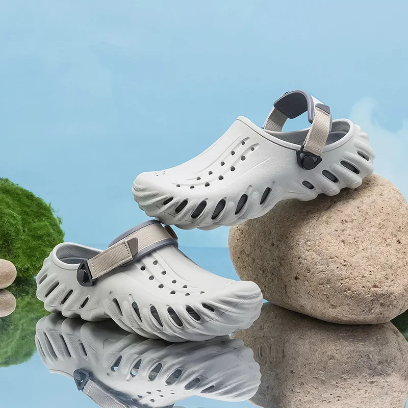 Nuevas sandalias tipo Bobo de la marca Xiaobai, con diseño de agujeros, ideales para la playa o la piscina, con suela suave y un estilo moderno.