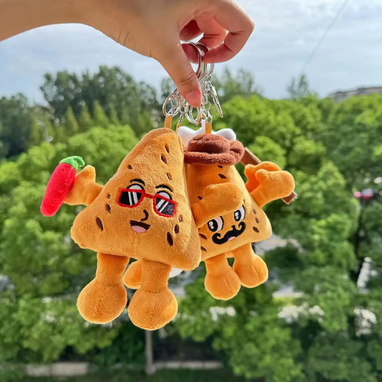 

2025 New Kawaii Peter Chip Cava Plush Pendants Toy Cute Chocolate Stuffed Keychain Bag Decoration Christmas Plushie Gifts