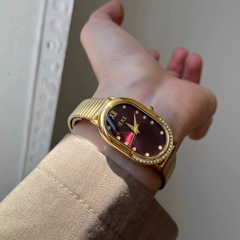 Classic Trend Ladies Watch Elegant Simple Light Luxury Retro 2025 Waterproof Quartz Watch Birthday Gift