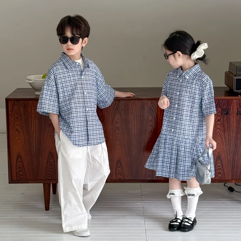 

Корейское летнее детское платье для маленьких девочек, муслиновые клетчатые футболки с отложным воротником для маленьких мальчиков + прямые брючные костюмы, детская одежда для братьев и сестер