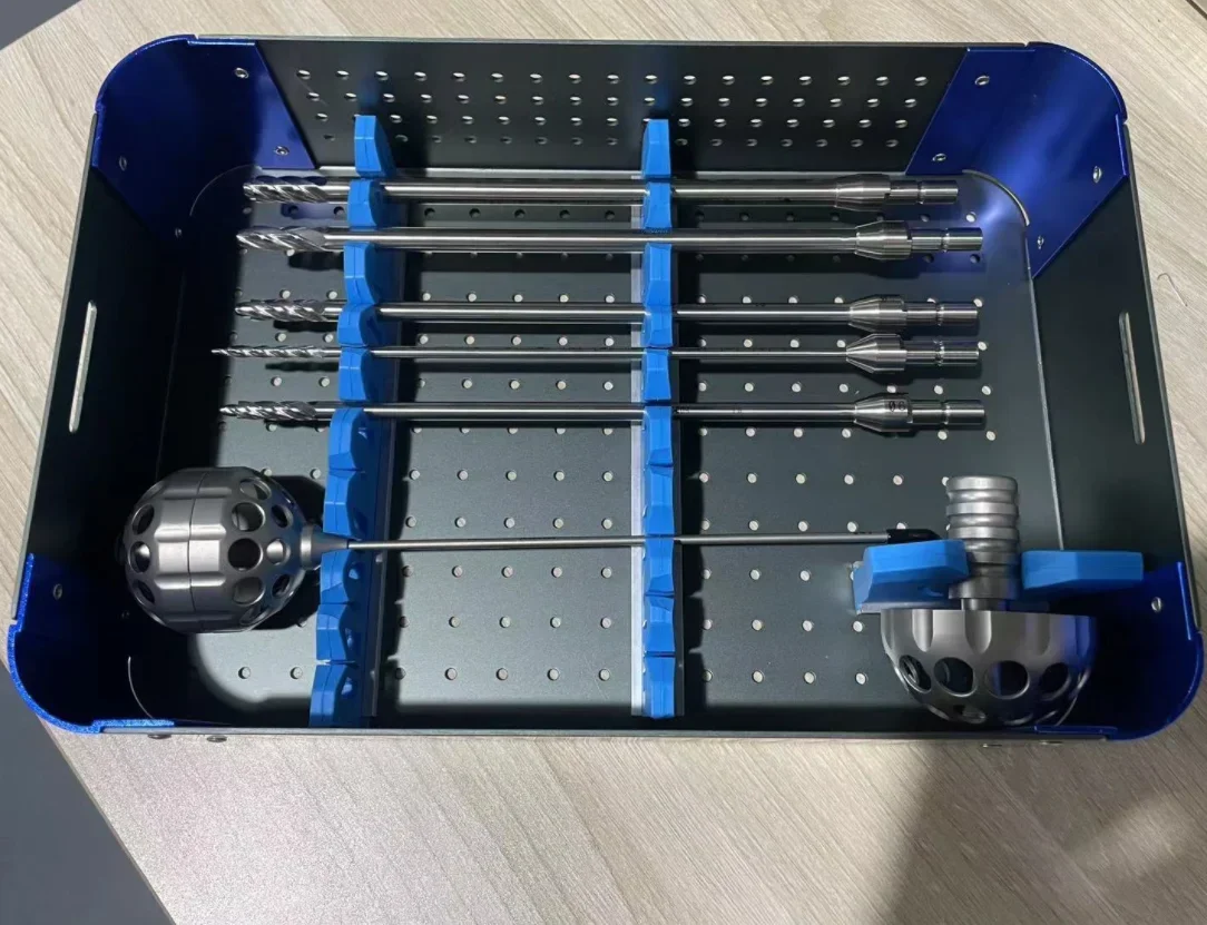 

Pallet + 5 drill bits+2 sets of Tom needles