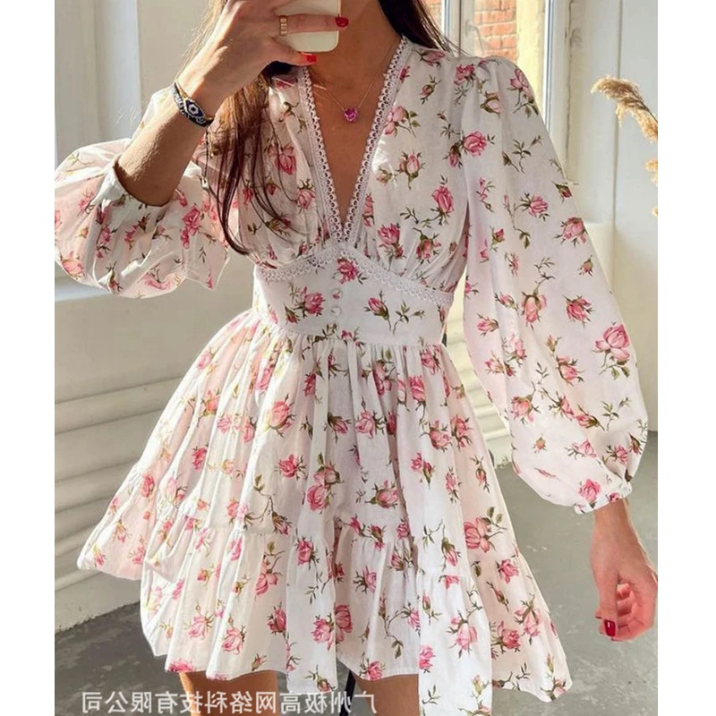 Women Chiffon Dress Summer Fashion Printed Lace Pleated Stitching Dress Women\'s Sexy V-neck Lantern Sleeve High Waist Slim Dress