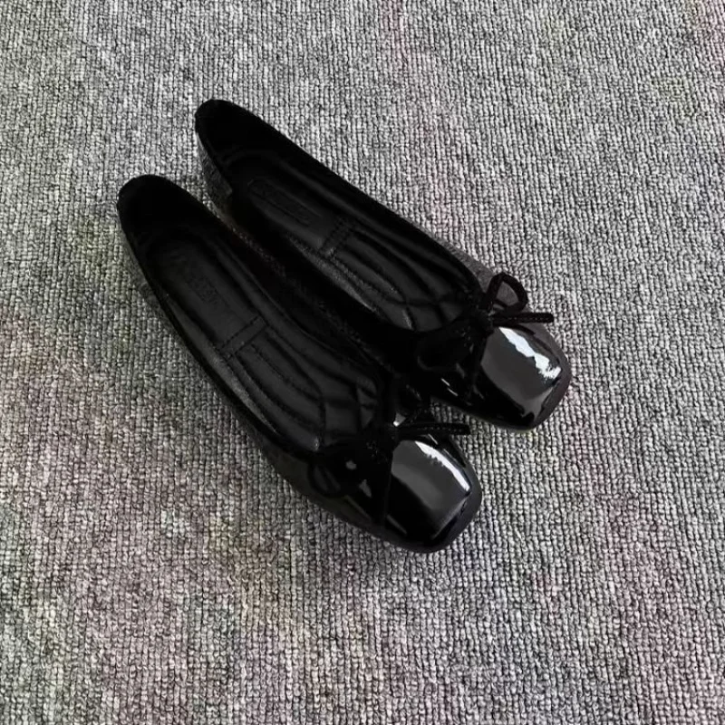 حذاء بدون كعب نسائي جديد لربيع وخريف 2025 ذو عقدة ضحلة وناعمة، حذاء مسطح متعدد الاستخدامات بمقدمة مربعة على الطراز الفرنسي، حذاء باليه مسطح #5