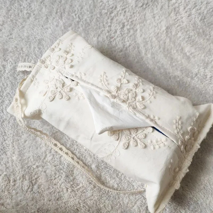Funda de tela para caja de pañuelos con encaje francés bordado, soporte colgante para pañuelos de coche, estilo Shabby Chic, estuche para servilletas de papel para almacenamiento en escritorio o habitación
