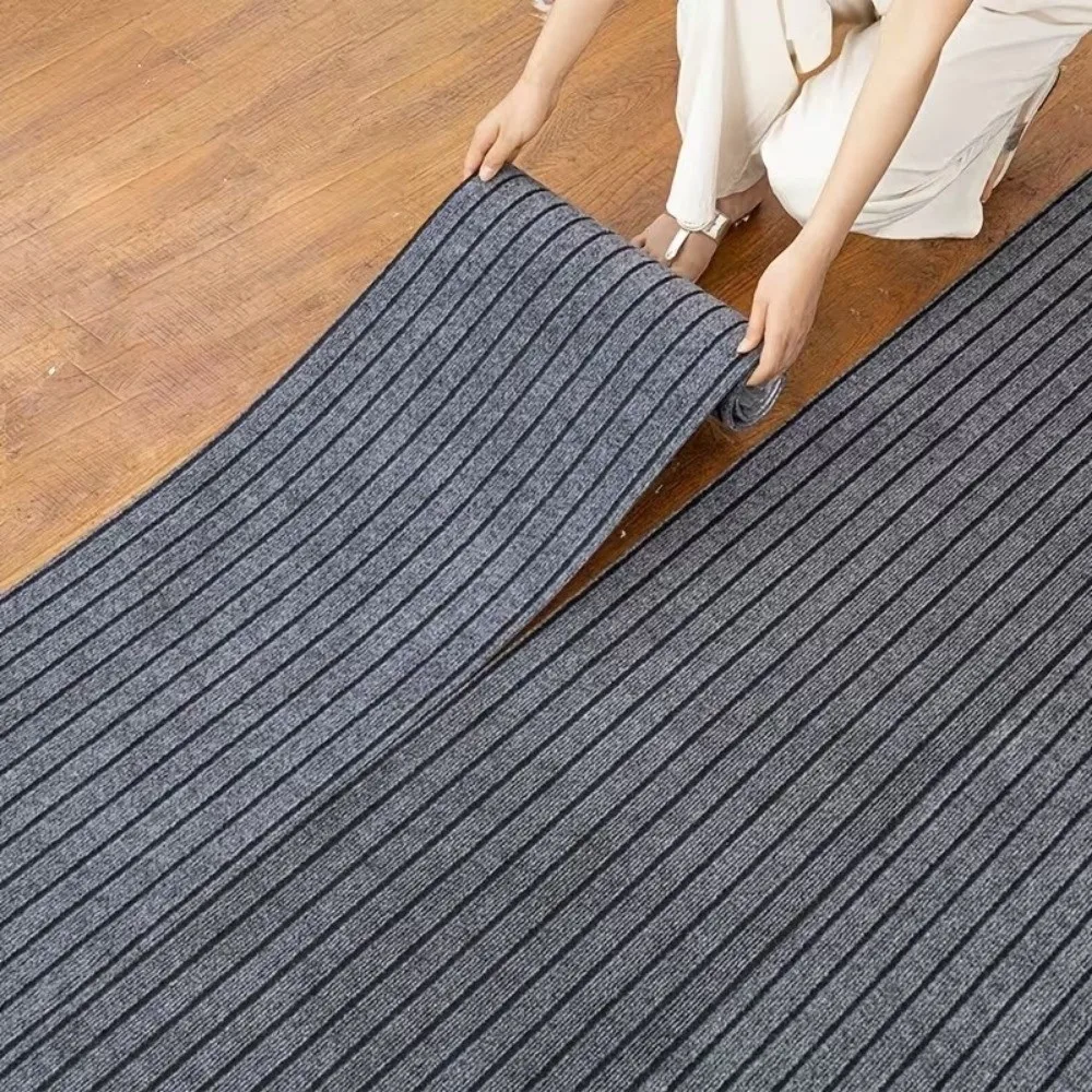 40x300 cm Self-Adhesive Carpet Absorbent Non-slip Peel and Stick Carpet Washable Stain Resistant Hallway Rug for Home