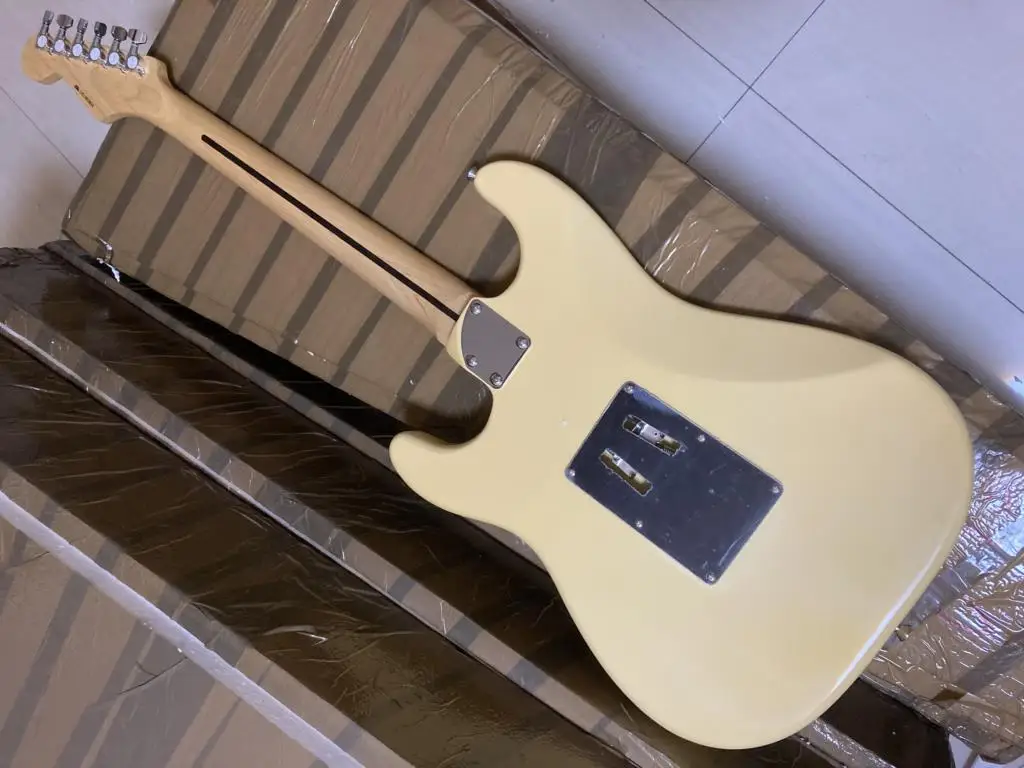 Maple Fingerboard Chrome Tremolo Floyd Rose st  Cream yellow Electric Guitar in stock E918