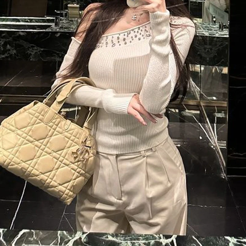 Irregular sweater bottoming shirt women's early autumn new diamond-encrusted short design sense niche high-grade top