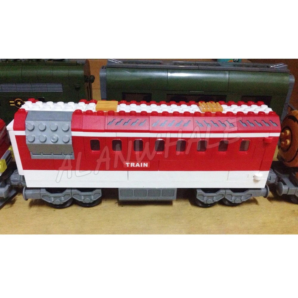 588pcs City Cargo Trains Locomotive Railway Engine Light Oil Rail Tanker 25807 Building Blocks Sets Compatible With Model