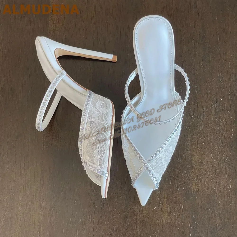 

ALMUDENA белые, бежевые, кружевные туфли-лодочки на высоком каблуке с цветами, современные шлепанцы с воздушной сеткой и цветочным принтом, сандалии без шнуровки с блестящими кристаллами и ремешками