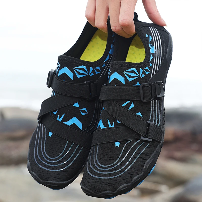 New Men Breathable Upstream Wading Shoes Quick Dry Aqua Shoes Couple Outdoor Anti-Slip Beach Swimming Barefoot Shoes