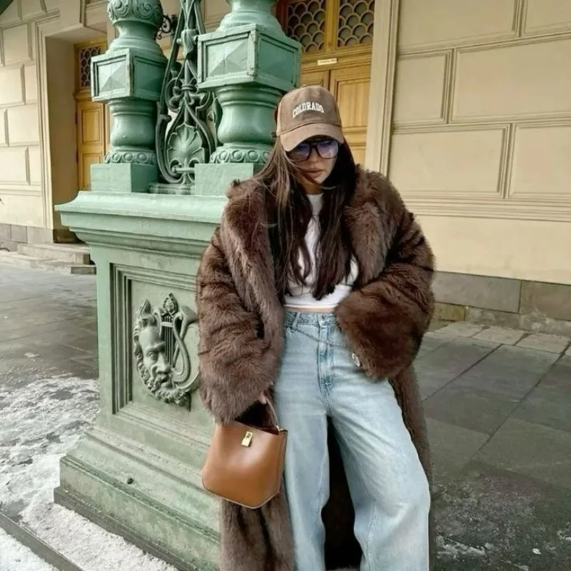 Luxury High Quality Fluffy Faux Fur Coat Thick Long Eco-Friendly Fox Fur Coat Winter Warm Trench Coat Women Clothes Windproof