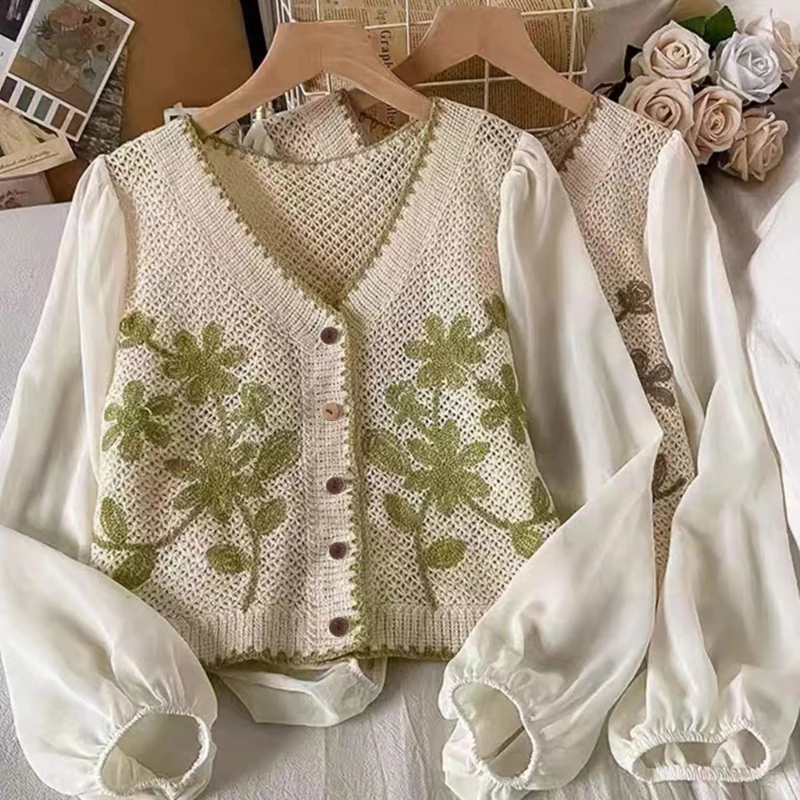 

GIDYQ V Neck Hollow Out Crochet Embroidery Cardigan Women Elegant Floral Long Sleeved Knitted Shirt Sweet Slimming Crop Blouse