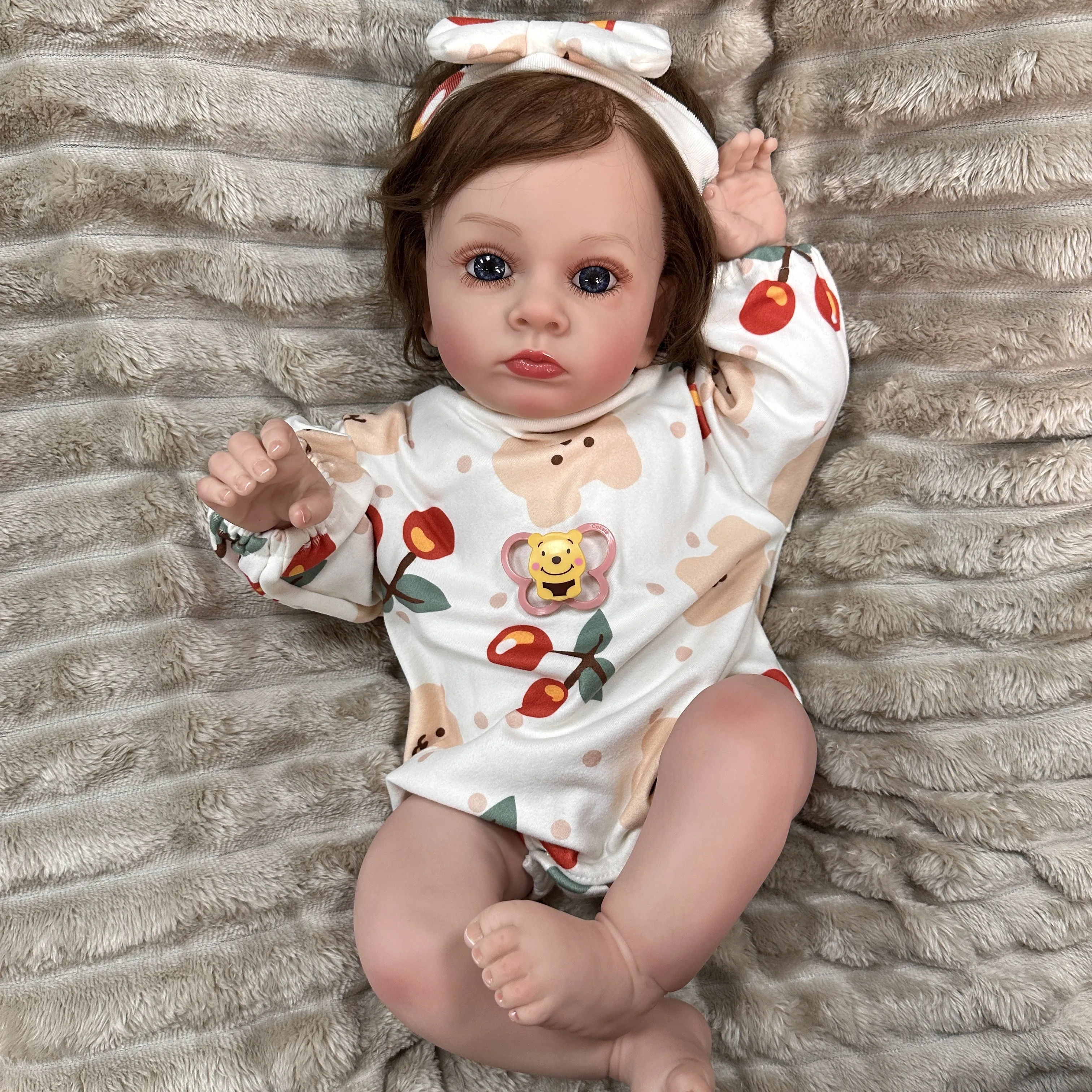 

Cokela 60CM/24inch Fashion Lifelike Reborn Dolls Baby Realistic Silicone Doll with Clothes