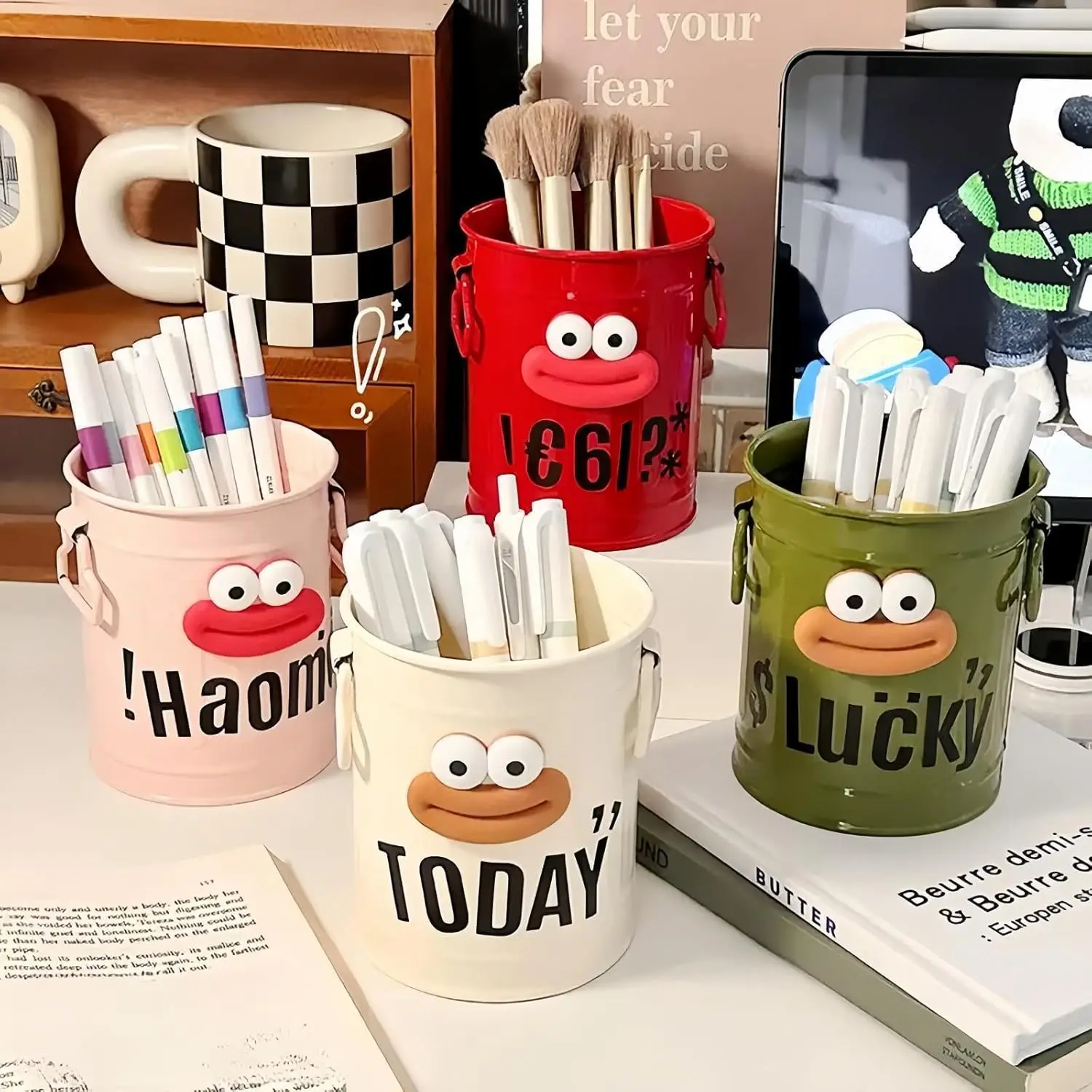 

Cute Pencil Pen Holder Pencil Case Makeup Cosmetic Organizer for Desk Office Desktop Accessories Workspace Art Supplies Small