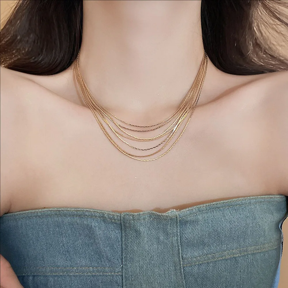

Genuine Golden Electroplated Multi-layer Metal Necklace Unique Style Niche And Simple Collarbone Chain Jewelry