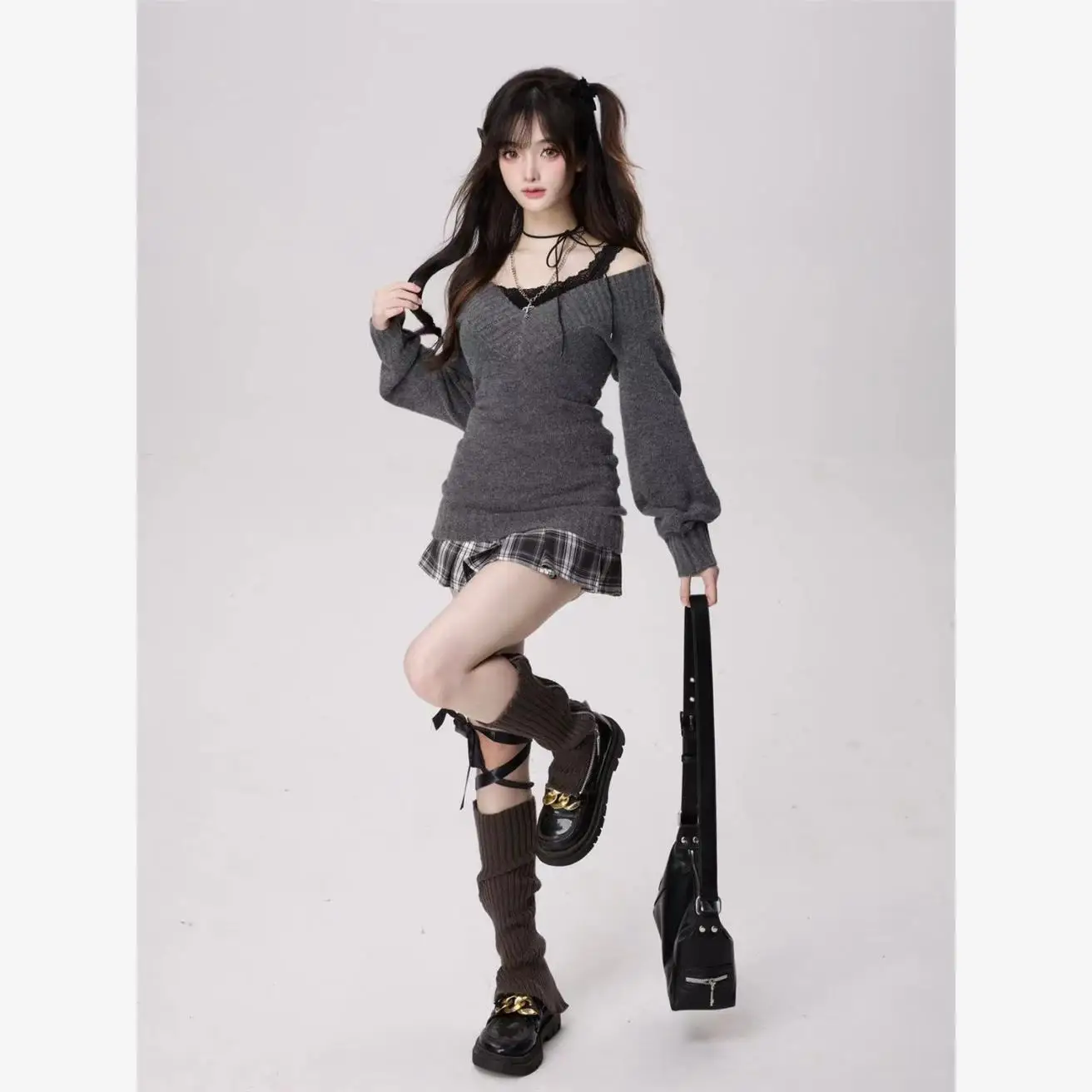 Y2K サブカルチャー ヴィンテージスタイル 秋冬セーターシリーズ Vネック セクシー スリムフィット レトロ官能的なホットガール スリミングセット Tシャツ