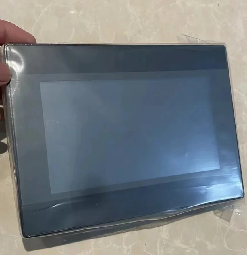 New Boxed TK6071iQ MT8071IP MT6071iP 7 Inch HMI Touch Screen TFT 800*480