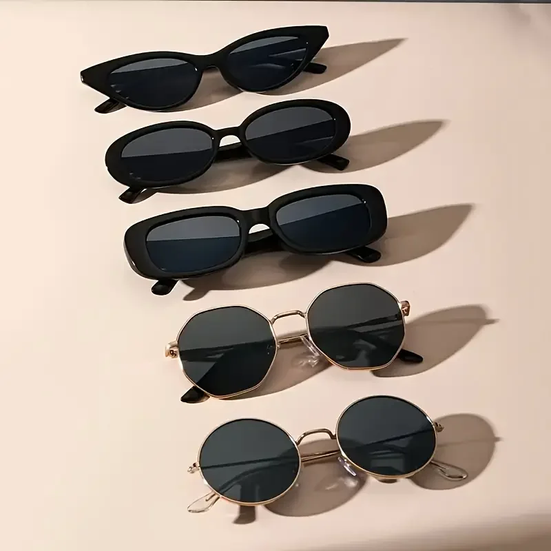 5-teiliges modisches Set mit gemischten Rahmen in Schwarz, Kunststoff- und Metallkombination, schlicht, modisch, personalisiert, trendig, dekorativ – Detail 2