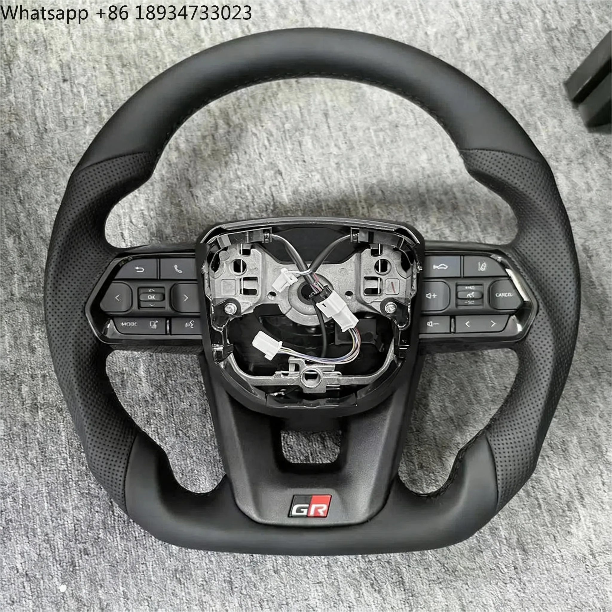 for Toyota Steering Wheel for toyota Lc300 Mark X tacoma Lc200 Hiace Lc79 rav4 N80 N70 Innova Axio Crown 4runner prius Prado view 3