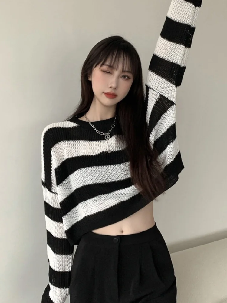 

Bla White Striped Spicy ort Sve Long Knitted Sweater Women's Faion Loose Knit Base irt Top for Autumn Winter