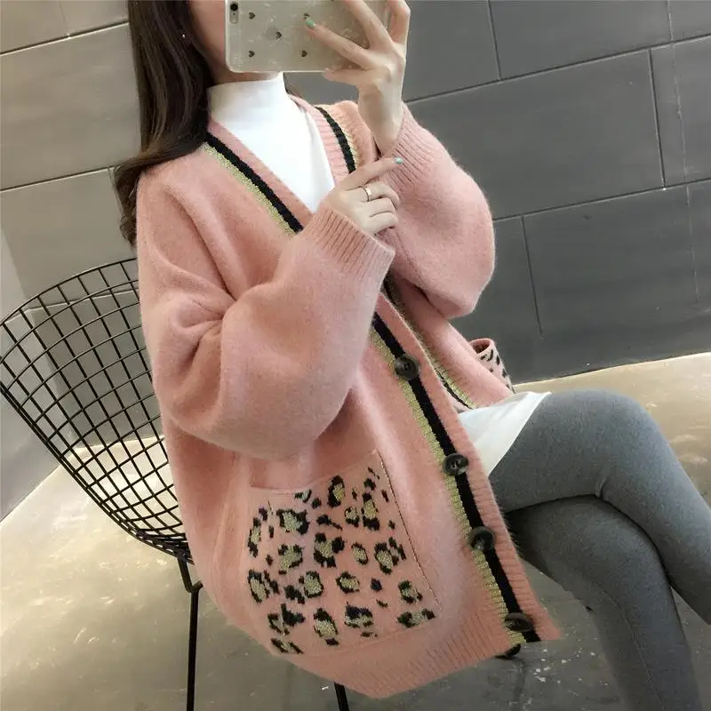 2022 Spring and Autumn New Korean Fashion V-Neck Sweater Women's Cardigans Leopard Pocket Sweater Medium Long Coat