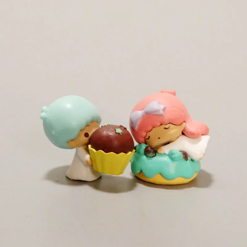 5PCS Sanrio Cartoon Dolls Hello Kitty Kawaii Toys for Kids Cinnamoroll Pochacco Anime Figure Cake Decoration Cute Deskt Ornament