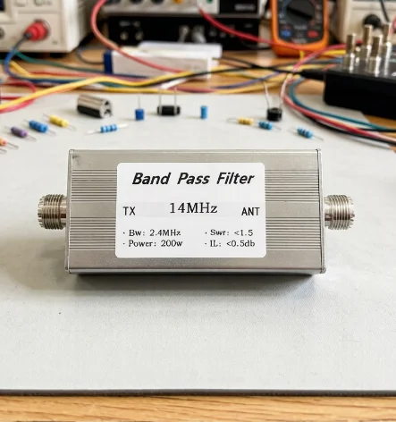 Band Pass Filter M Female 1.5-30MHz 200W Interference Rejection Harmonic Suppression for HF Transceiver