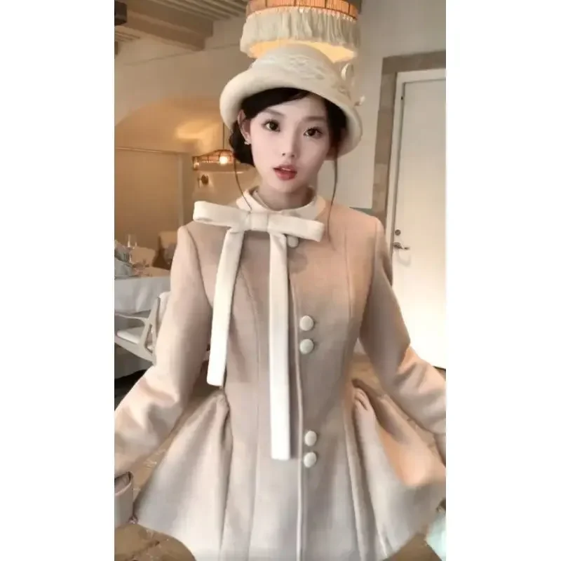 French Sweet 2-piece Bow Neckline Umbrella Pendulum Jacket Fungus-edged Shorts Elegant Princess Style Autumn Winter Complete Set