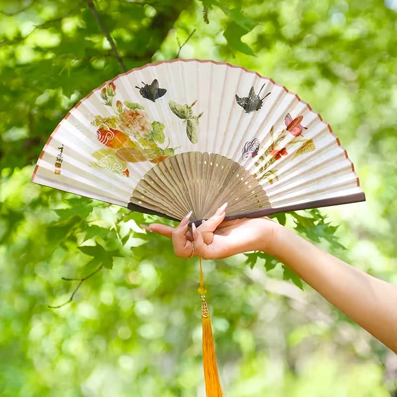 Personalized Custom Text, Traditional Chinese Fans, Folding Fans for Classical Dance Competitions, Hanfu and Cheongsam Fans, Photo Props, Portable Folding Fans for Summer, Daily Wear, Wedding Fans, Bride Fans, Souvenirs, Photo Props, Various Dance Competition Fans, Valentine's Day, Gift Giving, Custom Logo, Name, Surname, Commemorative Date, Etc