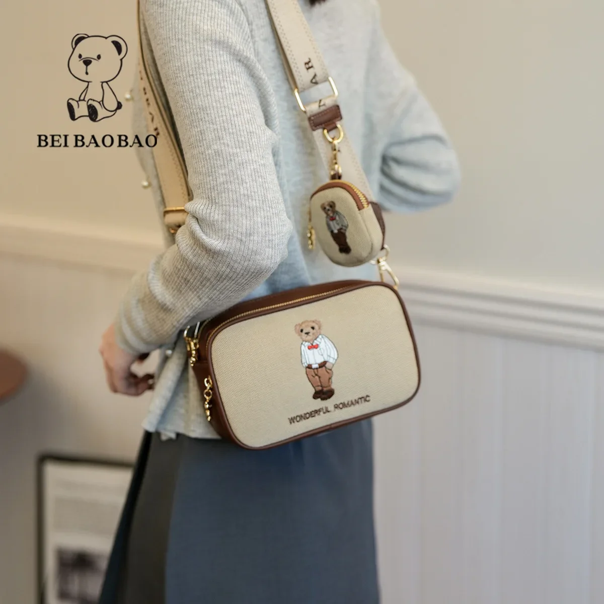 2024 New Single Shoulder Crossbody Bag Leisure Fashion Versatile Square Bags Shopping Travel Small For Women Letter Bear Pattern