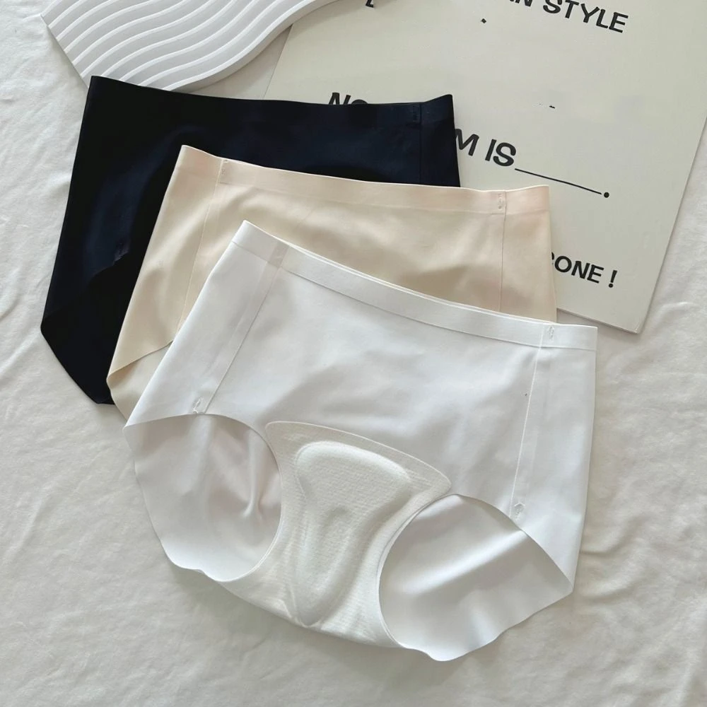 Seamless Anti-embarrassment Briefs Mid Waist Ice Silk Sports Yoga Panties Peach Hip Lingerie Fitness Invisible Underwear Yoga