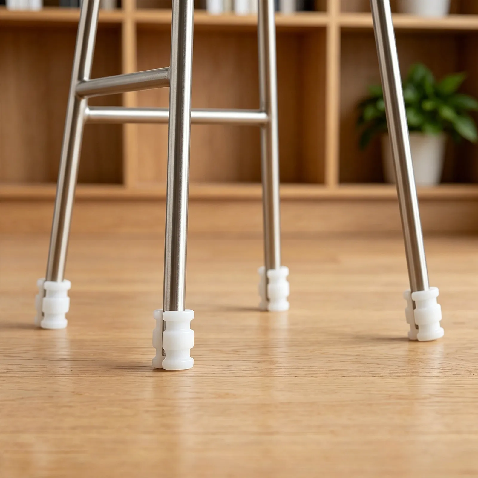16Pcs Plastic Chair Leg Caps Thickened Wear-Resistant Furniture Floor Protectors White Non-Slip Chair Feet Covers for Steel